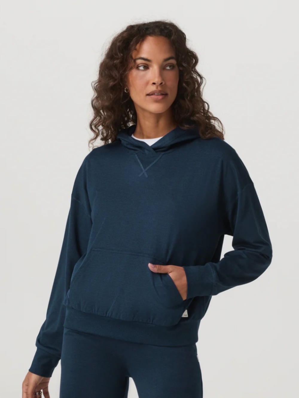 Vuori Women's Halo Modern Pullover Hoodie - Size XL